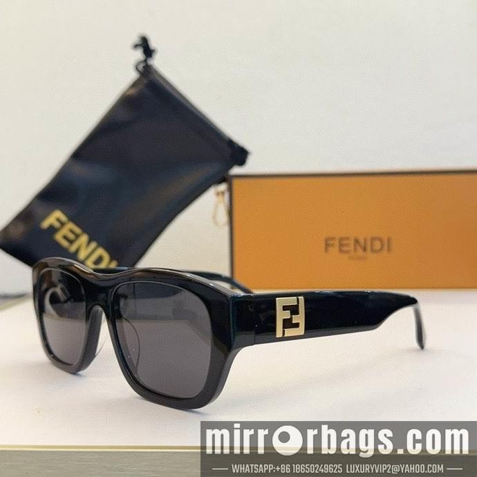 Fendi Glasses smx135