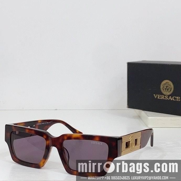 Versace Glaases smx171