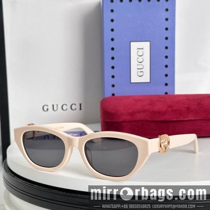 Gucci Glasses smx172