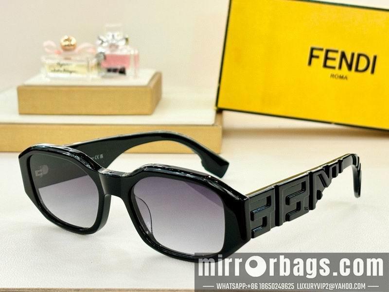 Fendi Glasses smx105