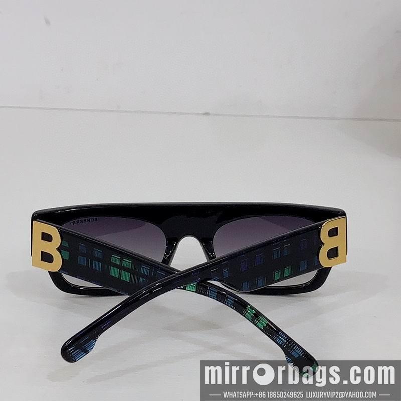Burberry Glasses smr22