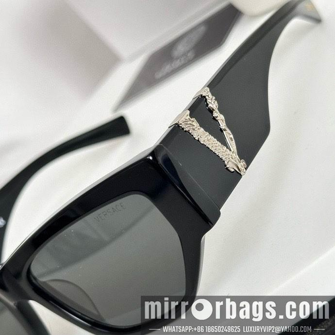 Versace Glaases smx104