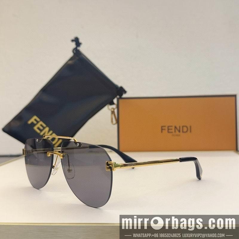 Fendi Glasses smx139