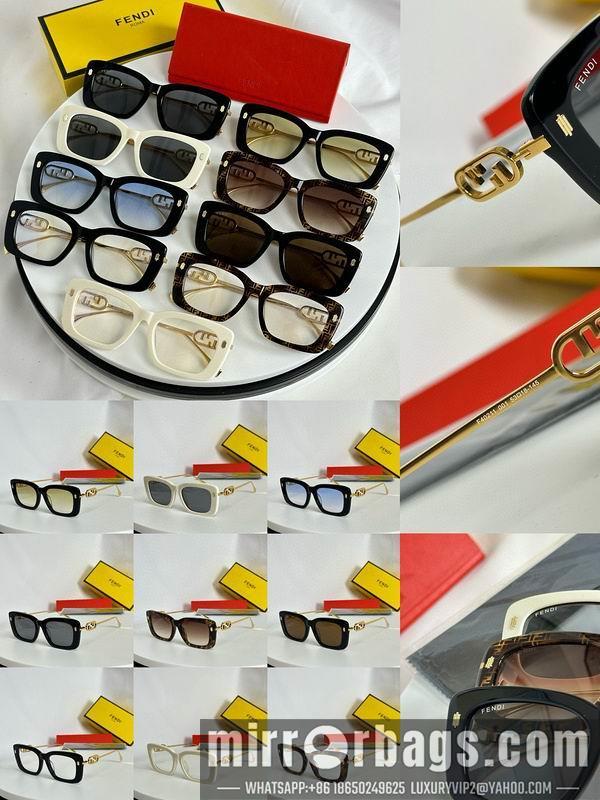 Fendi Glasses smx58