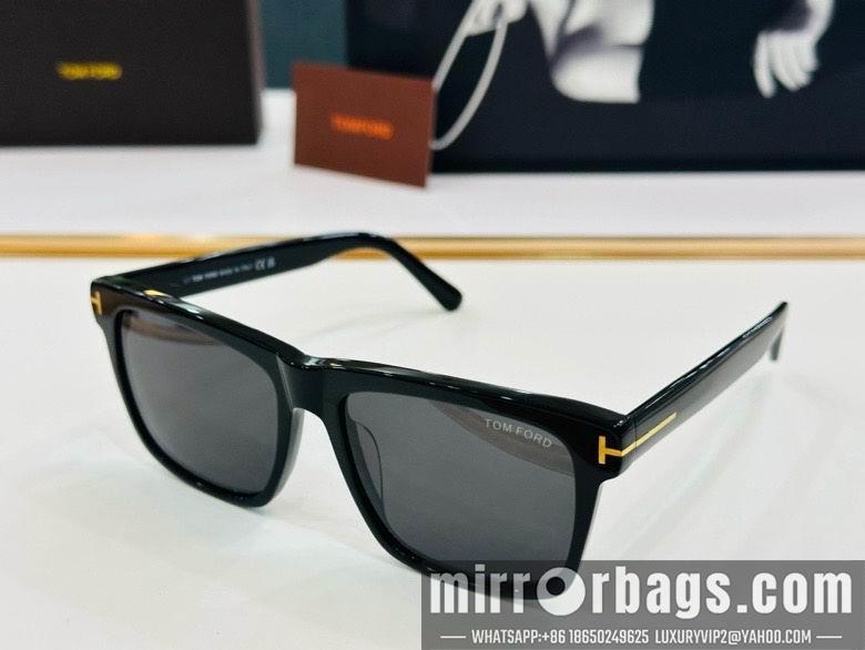 Tom Ford Glasses smx68