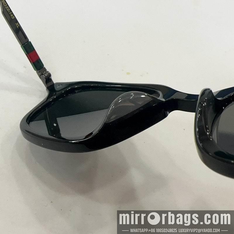 Gucci Glasses smh55