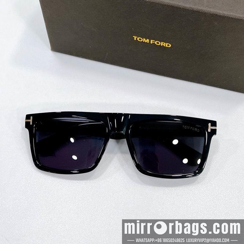 Tom Ford Glasses smx52