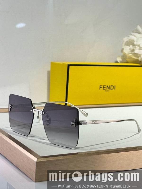 Fendi Glasses smh101
