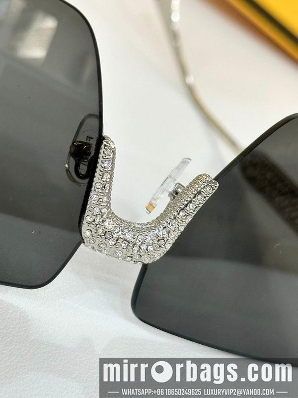 Fendi Glasses smh120