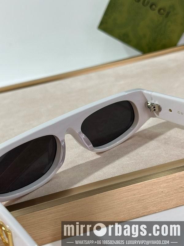 Gucci Glasses smx95