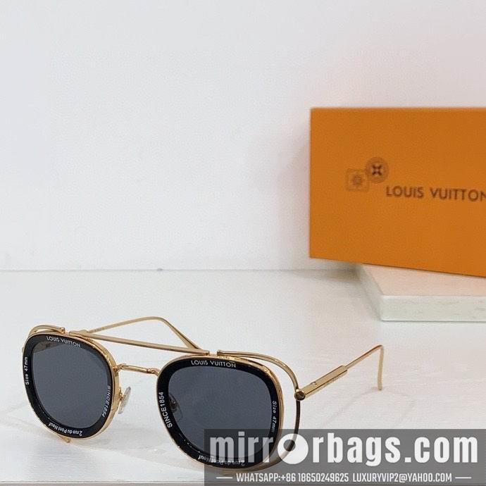 LV Glasses smx213