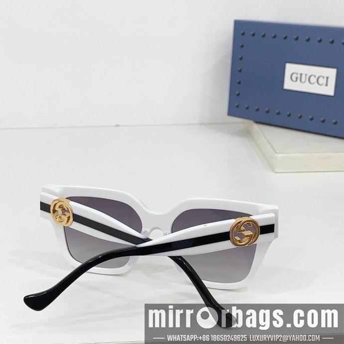 Gucci Glasses smr15