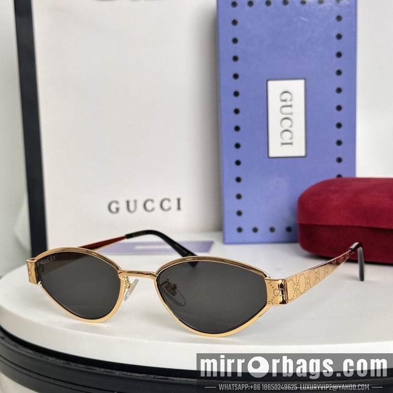 Gucci Glasses smh105