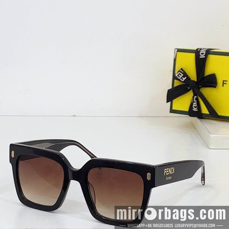 Fendi Glasses smh35
