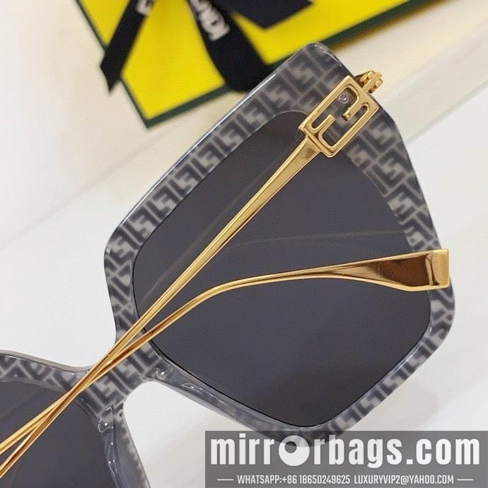 Fendi Glasses smh02