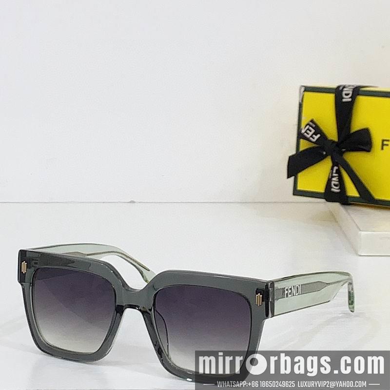 Fendi Glasses smh35