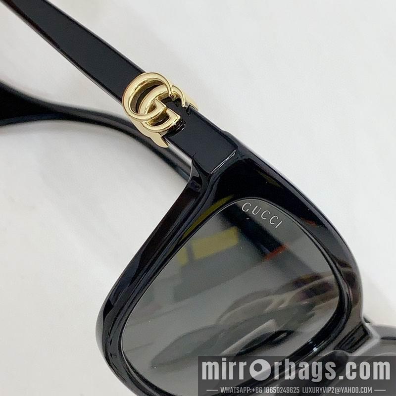 Gucci Glasses smr64