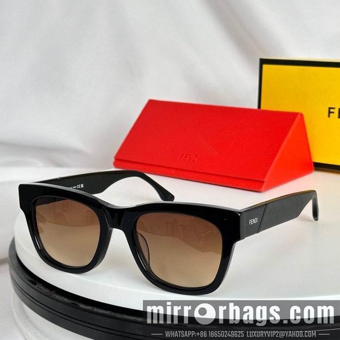 Fendi Glasses smx128