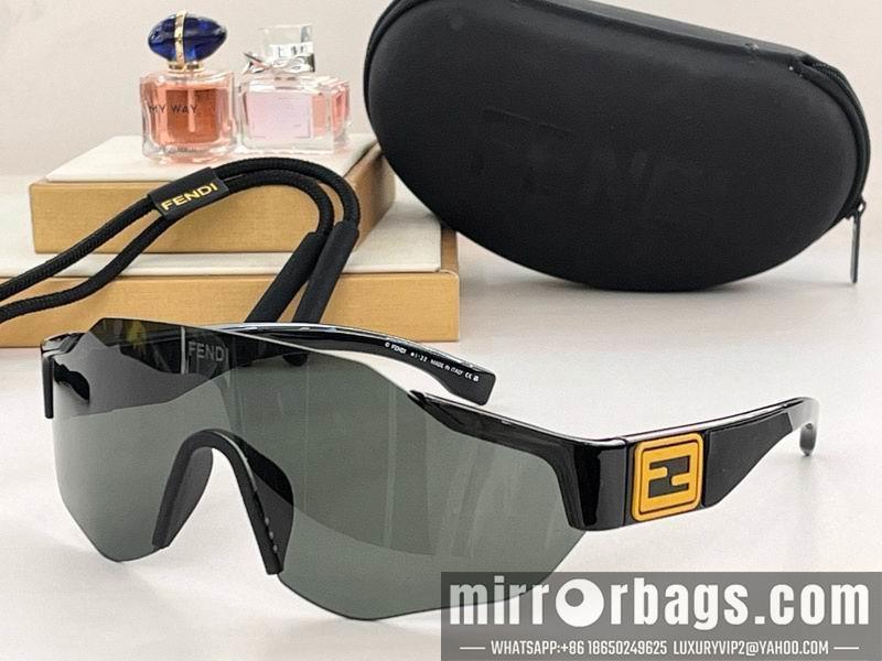 Fendi Glasses smx95