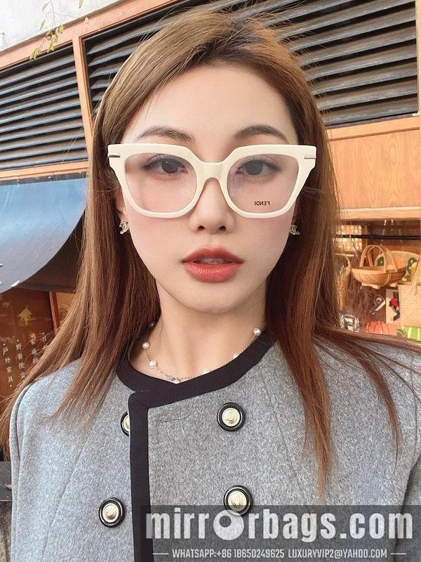 Fendi Glasses smx48