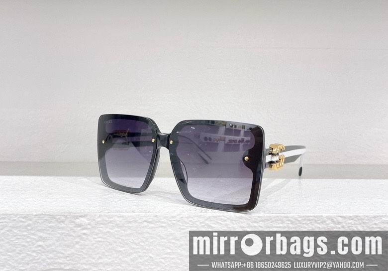 Gucci Glasses smx101