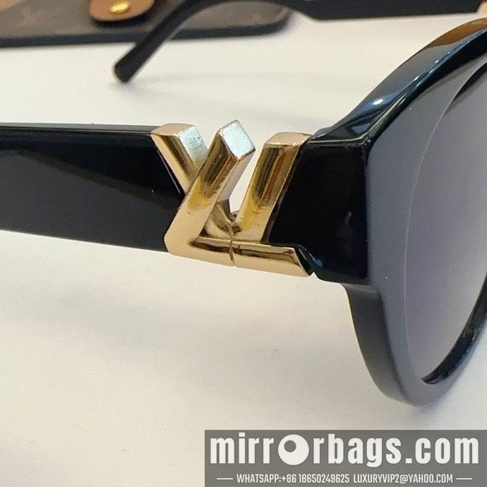 LV Glasses smx147