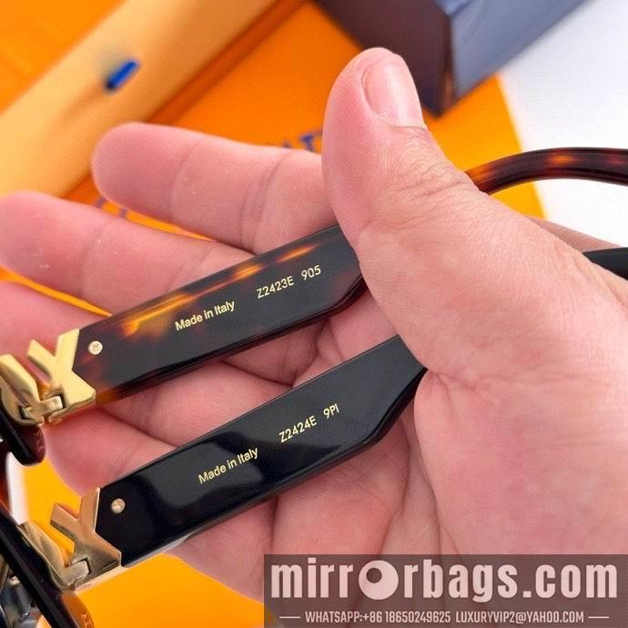LV Glasses smx180