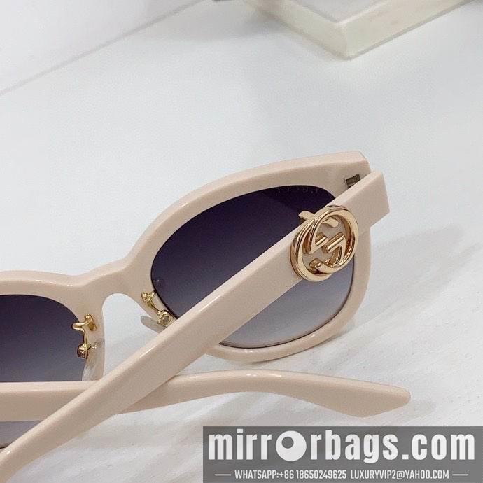 Gucci Glasses smx138