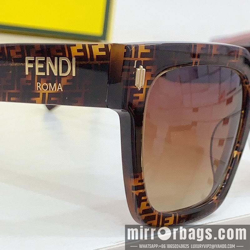 Fendi Glasses smh34