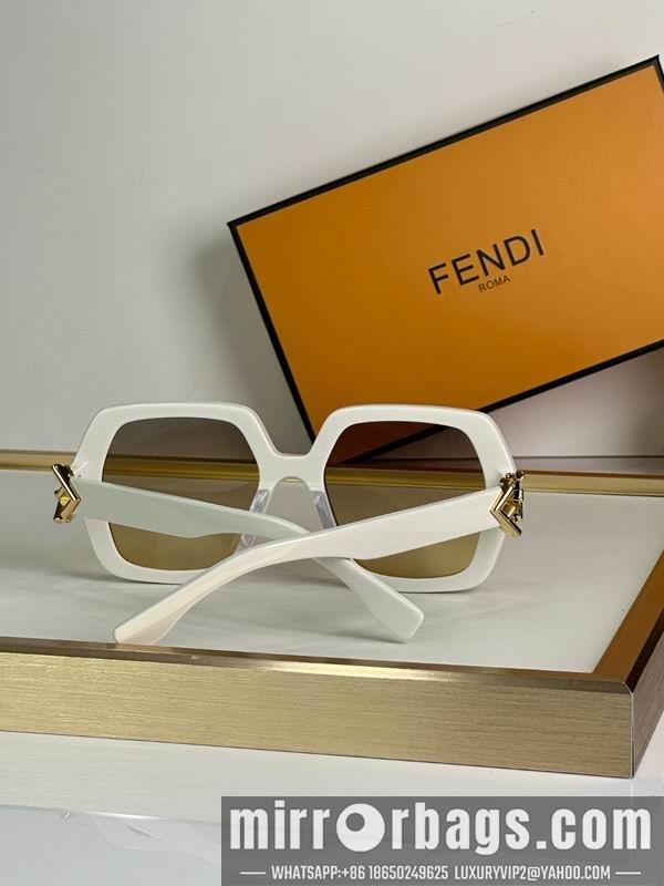 Fendi Glasses smh85