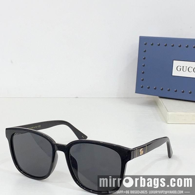 Gucci Glasses smr72
