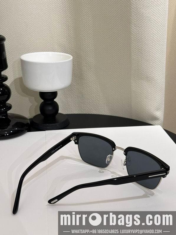 Tom Ford Glasses smx108