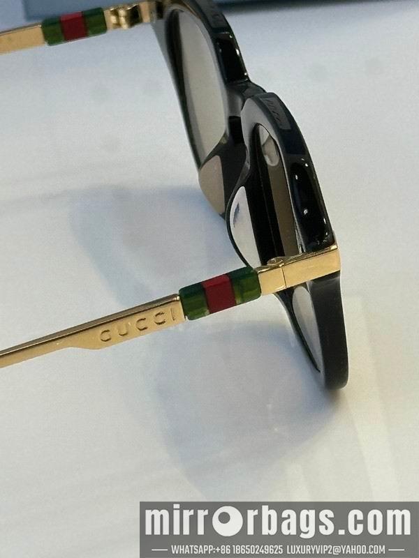 Gucci Glasses smh50