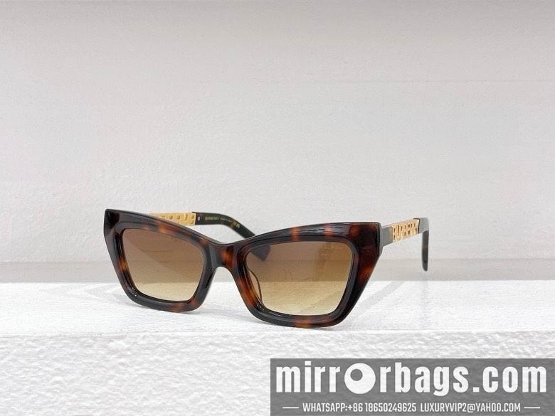 Burberry Glasses smx57