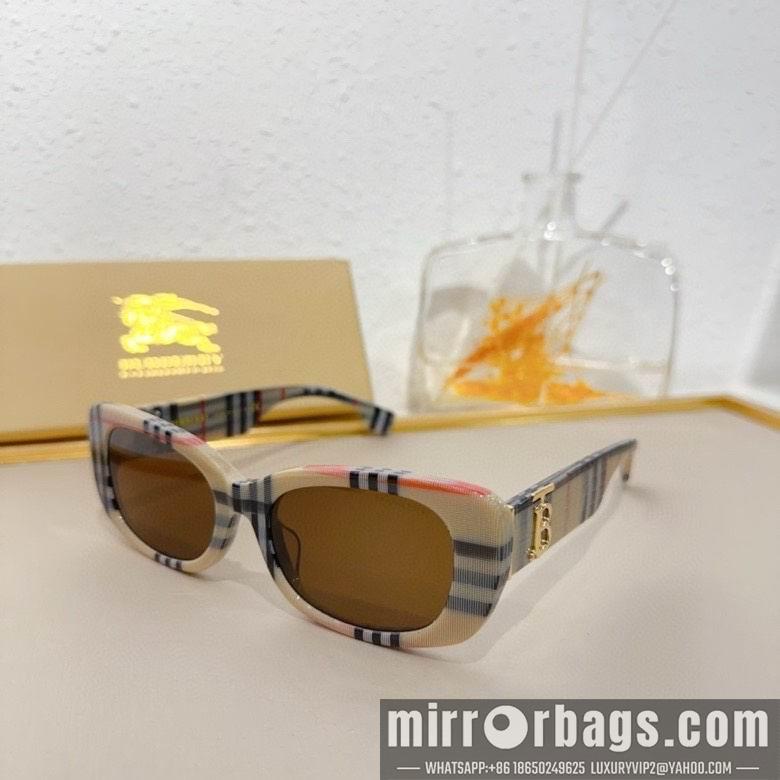 Burberry Glasses 010202