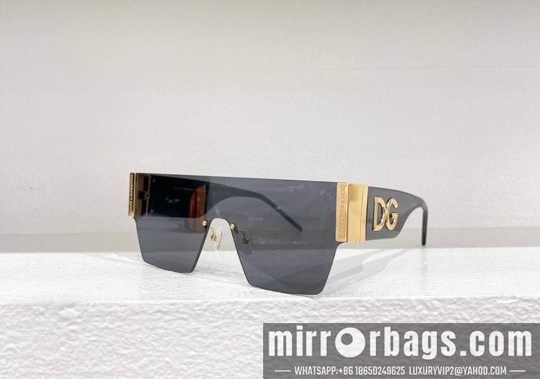 DG Glasses 010212