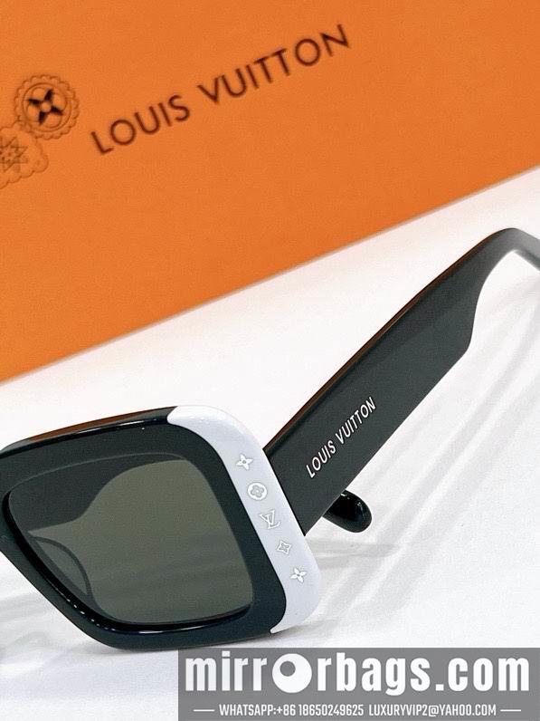 LV Glasses smx128