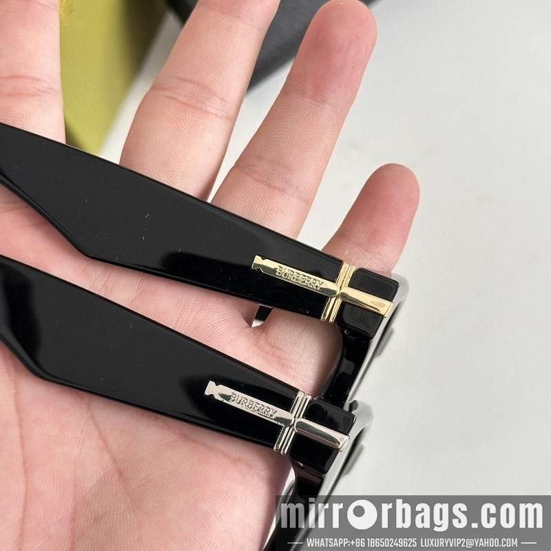 Burberry Glasses smr46