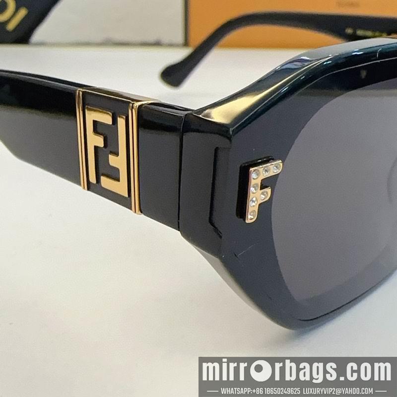 Fendi Glasses smx141