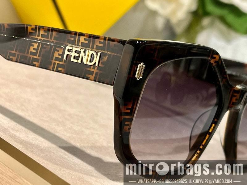 Fendi Glasses smx92