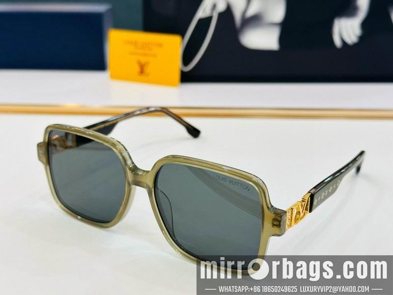 LV Glasses smr69
