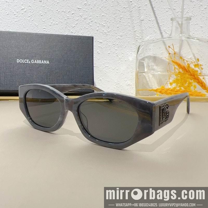 DG Glasses 010211