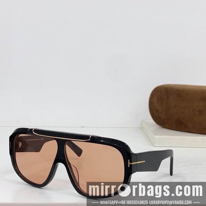 Tom Ford Glasses smx147