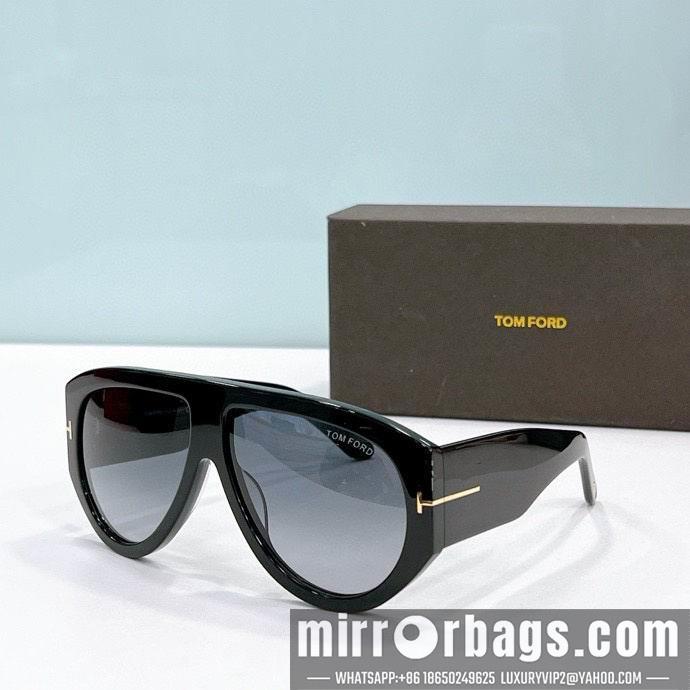 Tom Ford Glasses smx57