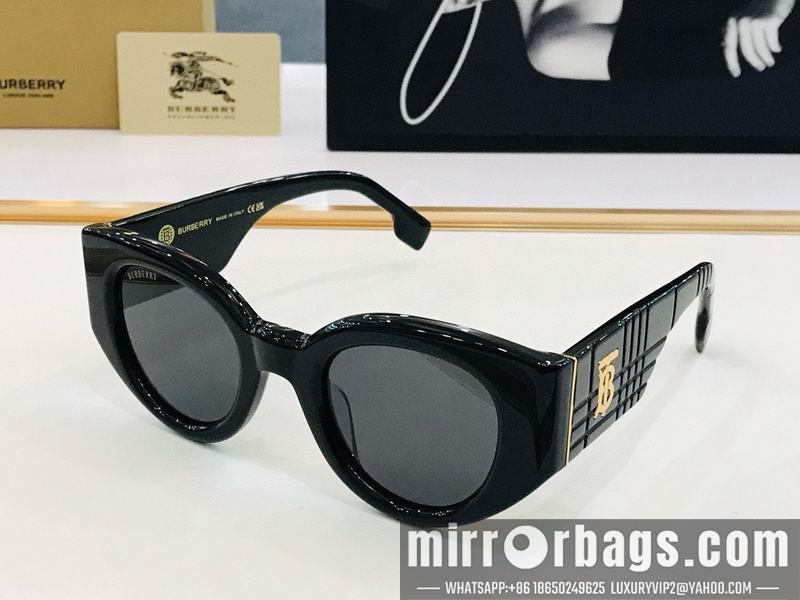 Burberry Glasses smx18