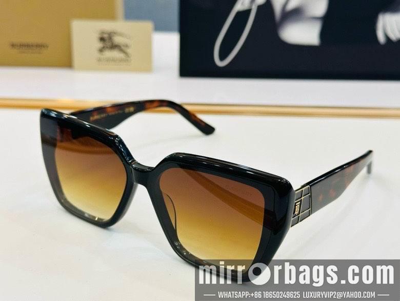 Burberry Glasses smx25