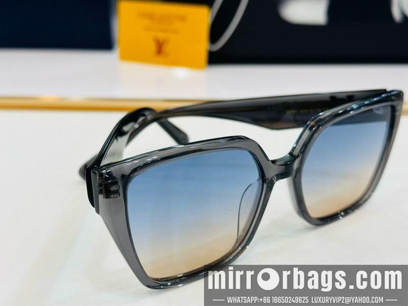 LV Glasses smr70