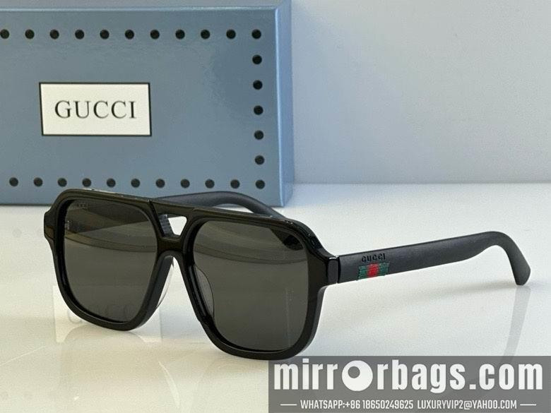 Gucci Glasses smx204