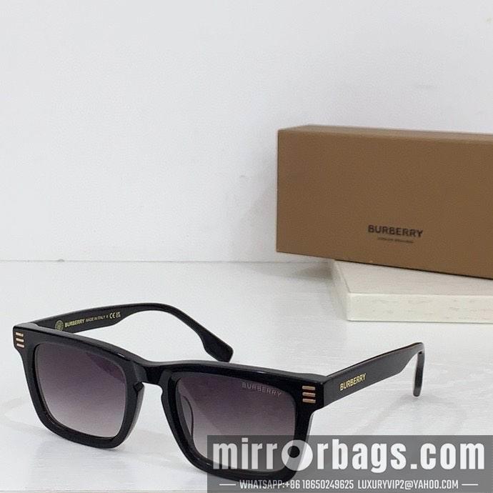 Burberry Glasses smx81
