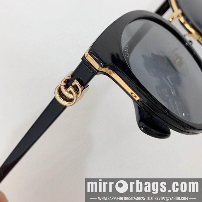 Gucci Glasses smx158